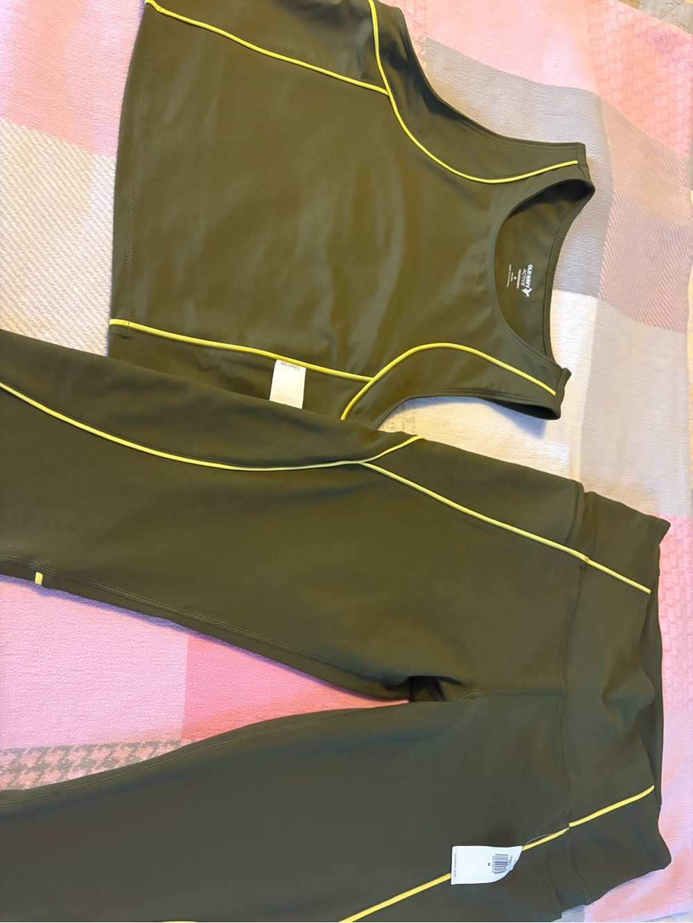 Old Navy Olive Active Tank Top - Dark Green